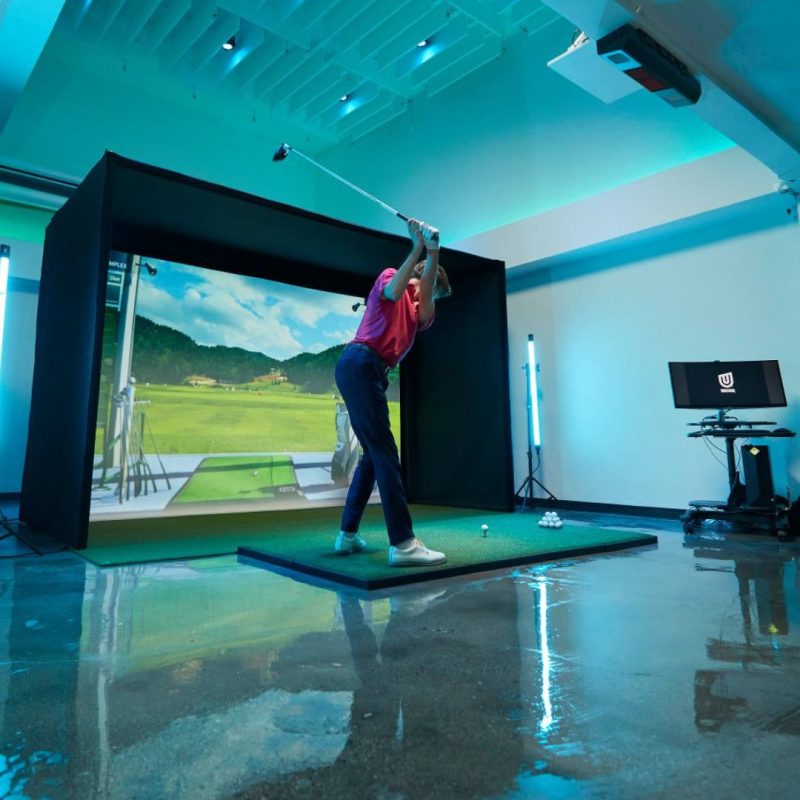 uneekor qed sig8 golf simulator package